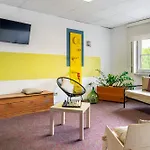 Uniho Hostel