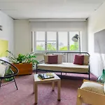 Uniho Hostel *