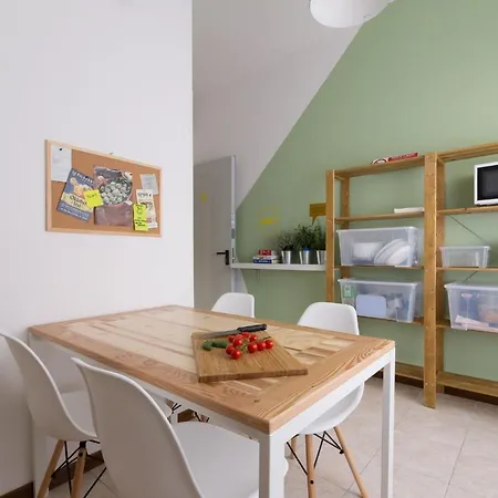 Hostel Uniho
