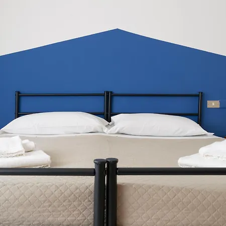 Hostel Uniho *
