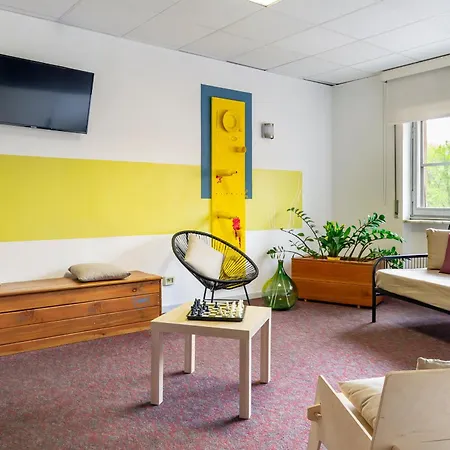Uniho Hostel