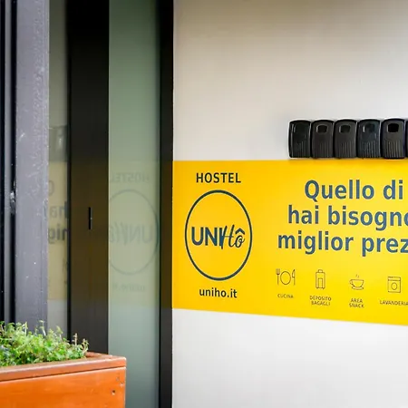 Hostel Uniho *