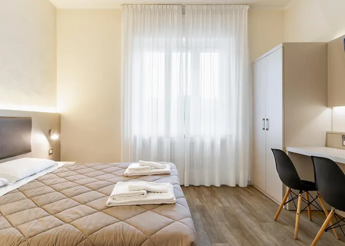 Uniho Hostel *